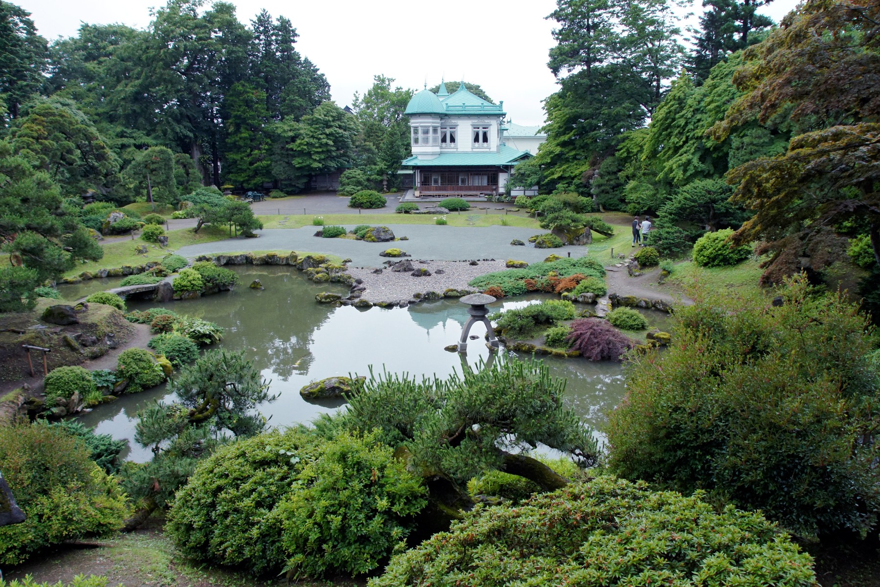 盛美園の庭園と盛美館